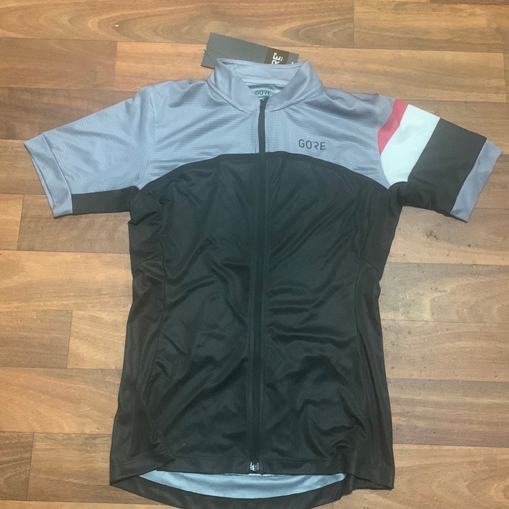 NWT Gore Wear Women’s Cycling Jersey